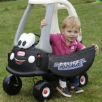 615795E5 Cozy Coupe - Police [18]